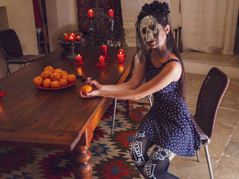 Юлия, 18 лет, 1 размер груди